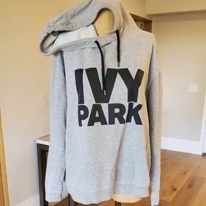IVY PARK Sweatshirt